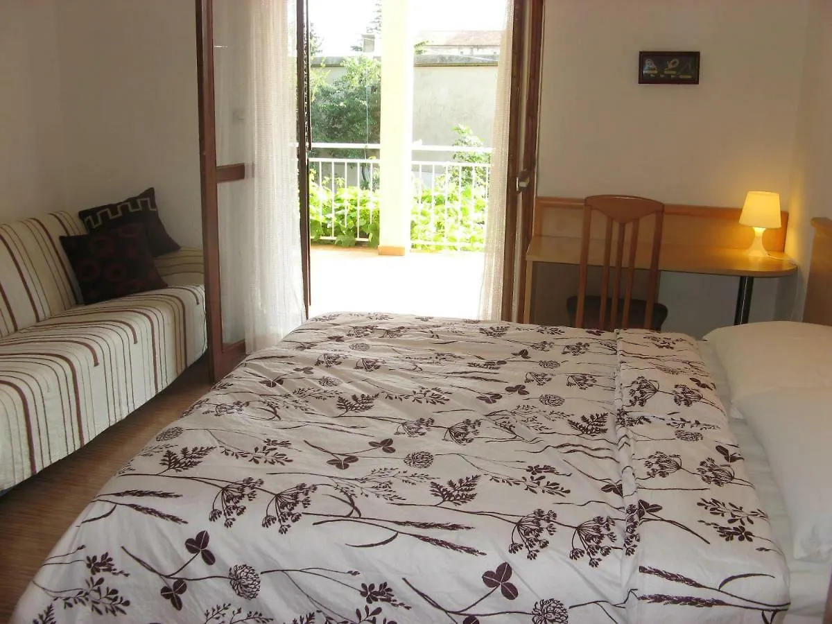 Apartments&Rooms Milka Starigrad Paklenica Apartament