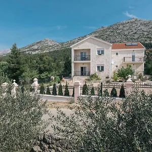 Apartament Hedon-stone, Starigrad Paklenica