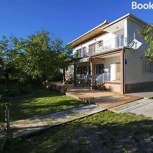 Apartament Apartamani Katarina Vl.ilija Jusup, Starigrad Paklenica